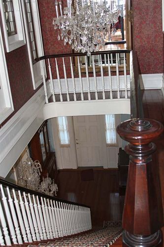 Bed & Breakfast Dansereau House 3*